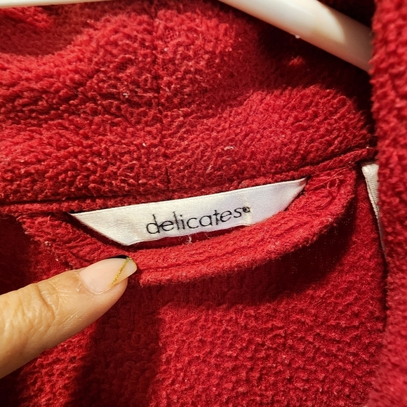 Delicates Red Long Cozy  Robe with Embroidered Dog theme - Picture 12 of 15